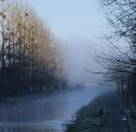 Aamiaismajoitus (B&B) Ecluse De L Ile