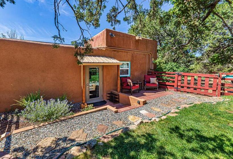 مبيت وإفطار Pet Friendly Piñon Heaven