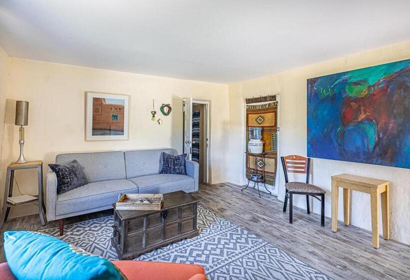 مبيت وإفطار Pet Friendly Piñon Heaven