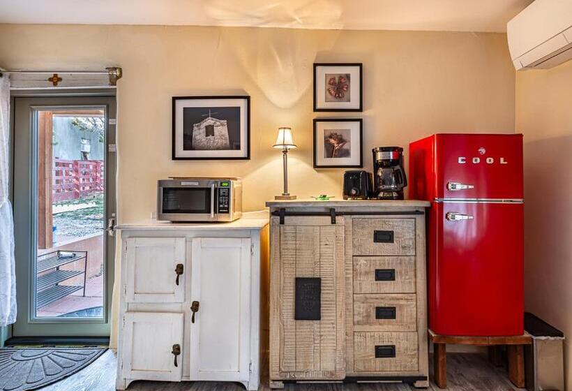 مبيت وإفطار Pet Friendly Piñon Heaven