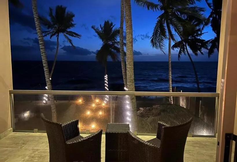 ホテル Adique S Resorts