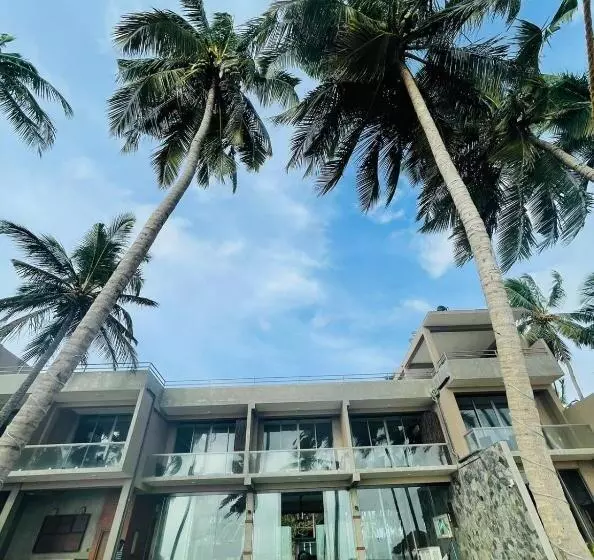 ホテル Adique S Resorts