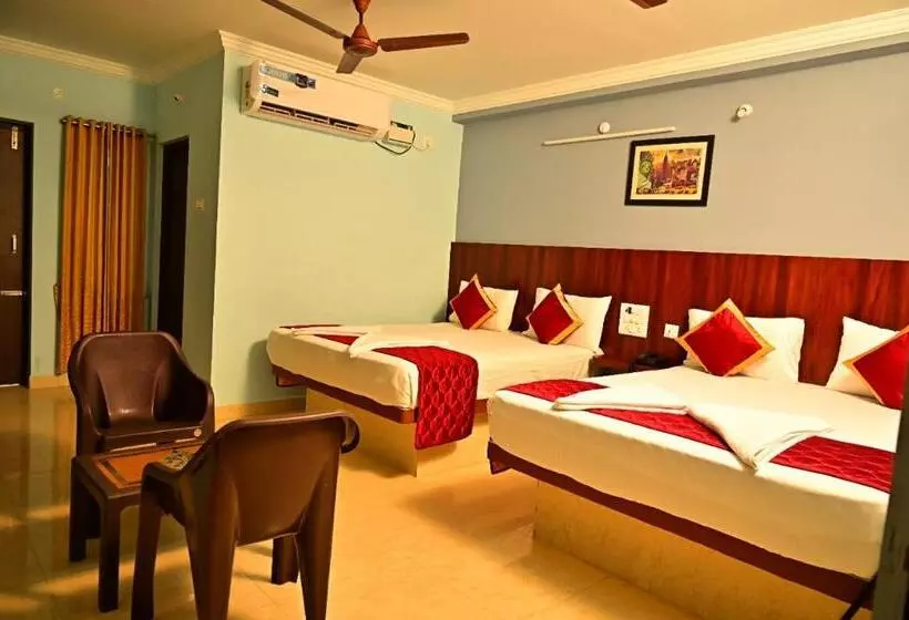 Hotelli Amulyam Residency