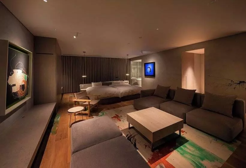 ホテル Auberge Eaufeu