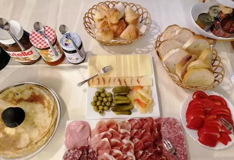 هتل Domačija Malnarjevi