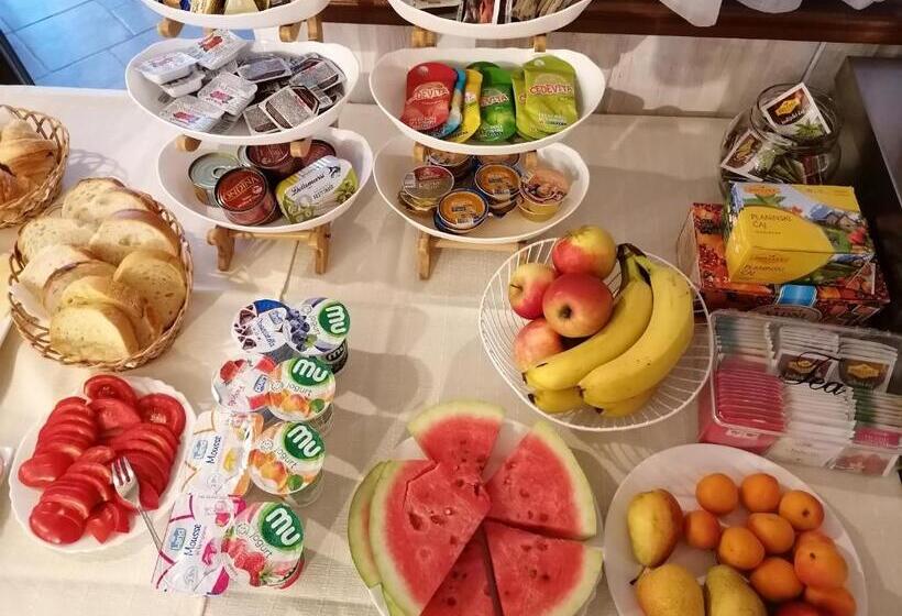 ホテル Domačija Malnarjevi