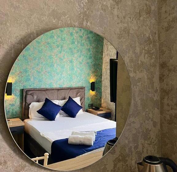 Hotel Güneşli̇ Ai̇rport Sui̇te
