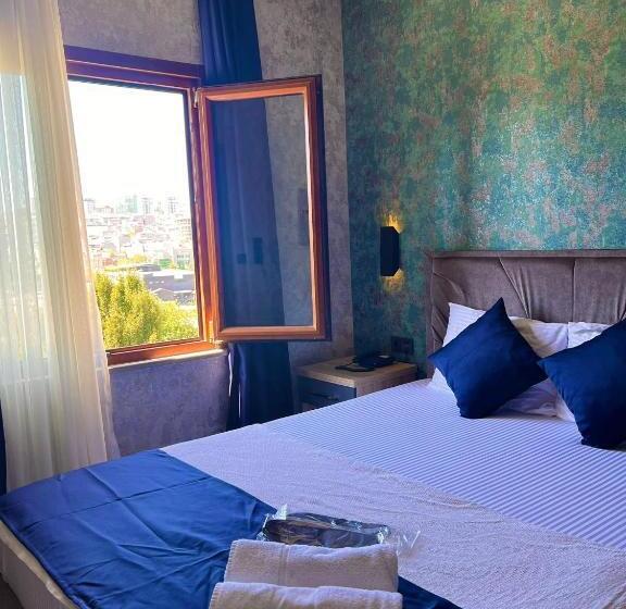 Hotel Güneşli̇ Ai̇rport Sui̇te