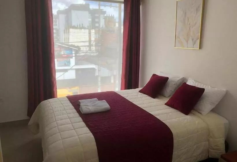 ホテル Hostal Verona