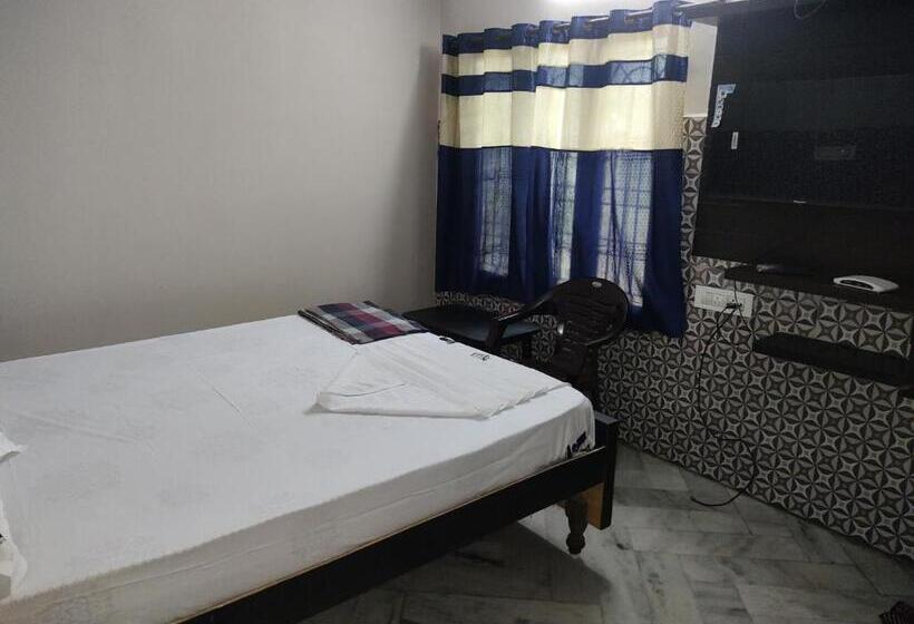 Отель Karthikeya Residency