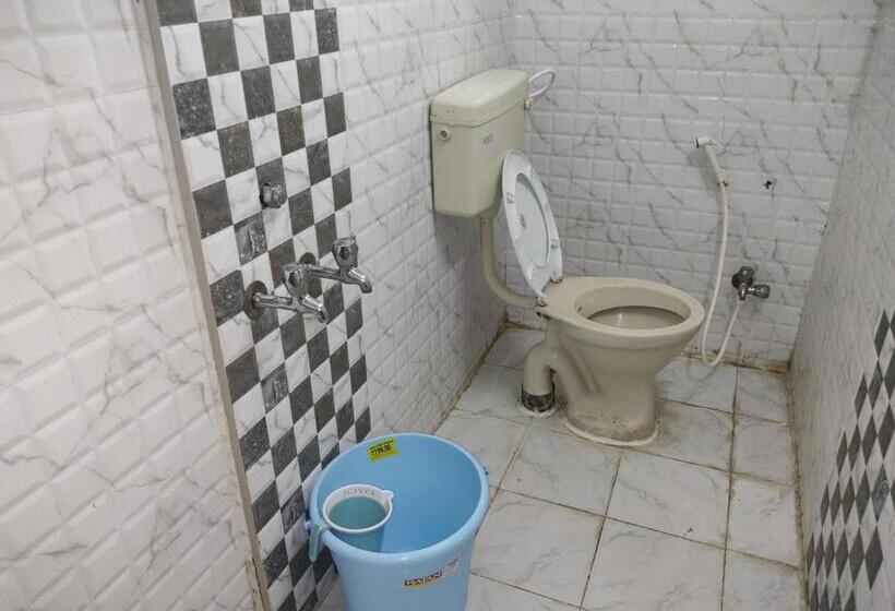 Отель Karthikeya Residency