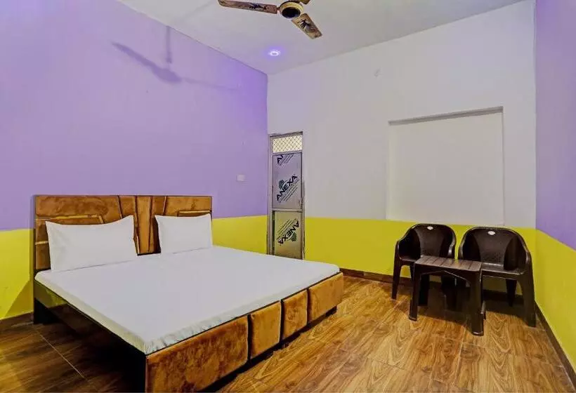 ホテル Oyo New Paradise Guest House