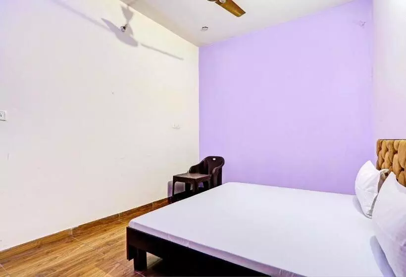 ホテル Oyo New Paradise Guest House
