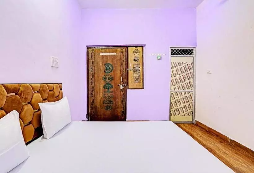 ホテル Oyo New Paradise Guest House