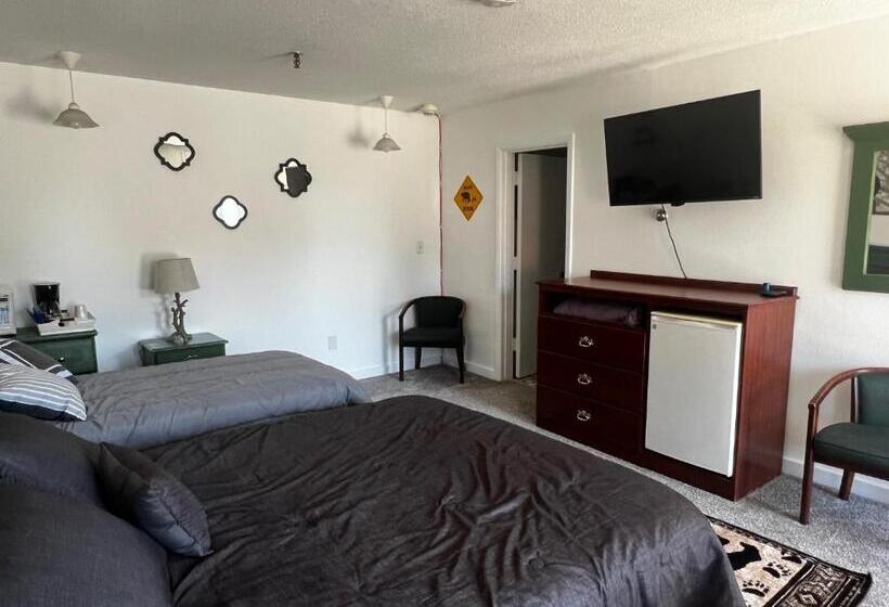 هتل The Kenai Inn