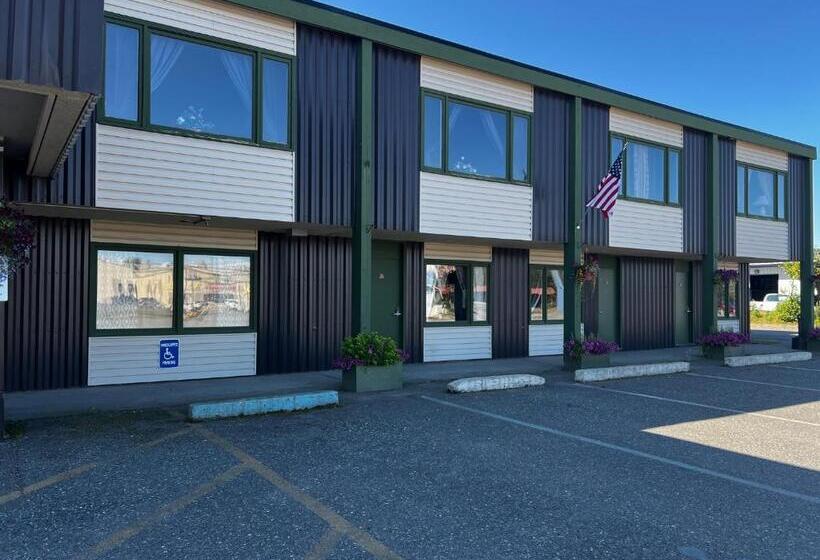 هتل The Kenai Inn