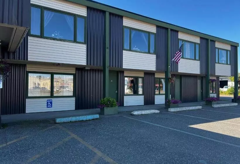 Hotelli The Kenai Inn