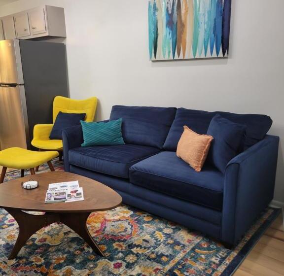 Отель The True The Archive Lofts