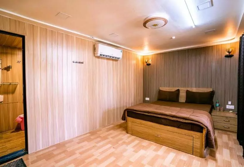 Mysha Hill And Sea Resort   Pet Friendly