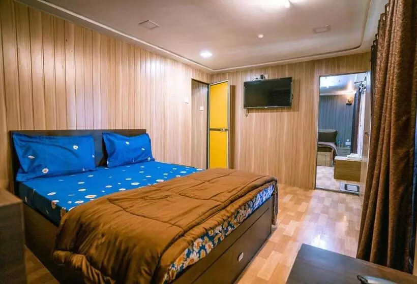 Mysha Hill And Sea Resort   Pet Friendly