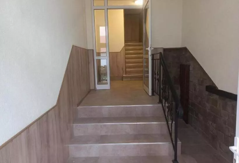 ペンション стаи за гости Toda