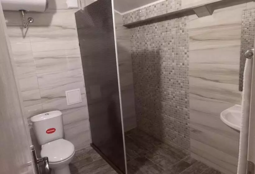 ペンション стаи за гости Toda