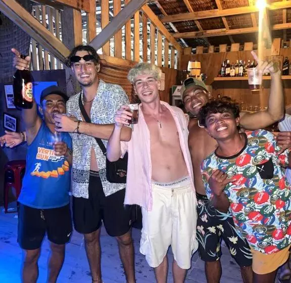 پانسیون Cabanas Pacifico Siargao Tourist Inn