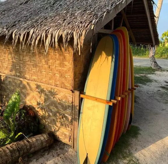 پانسیون Cabanas Pacifico Siargao Tourist Inn