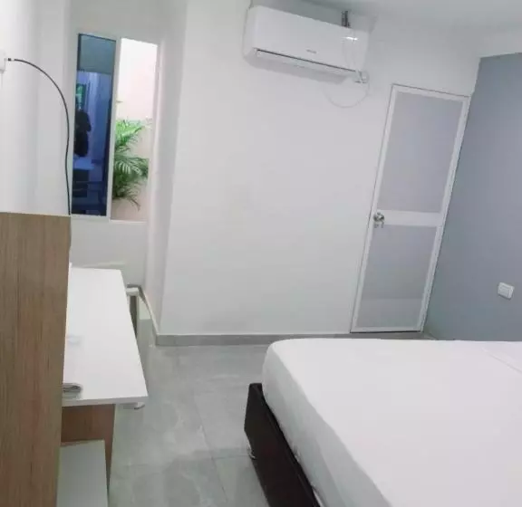 ペンション Hostal Emanuel