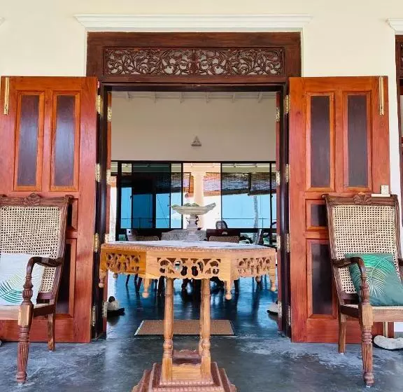 Majatalo House By The Sea By Dbi