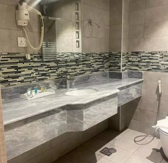 فندق دان البلاتيني