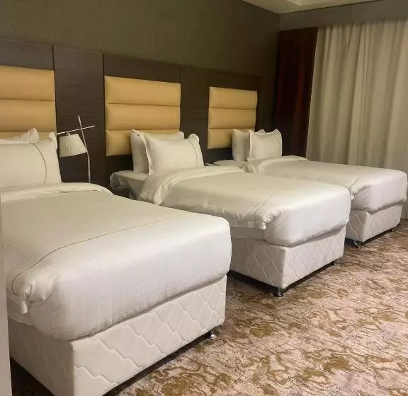 فندق دان البلاتيني