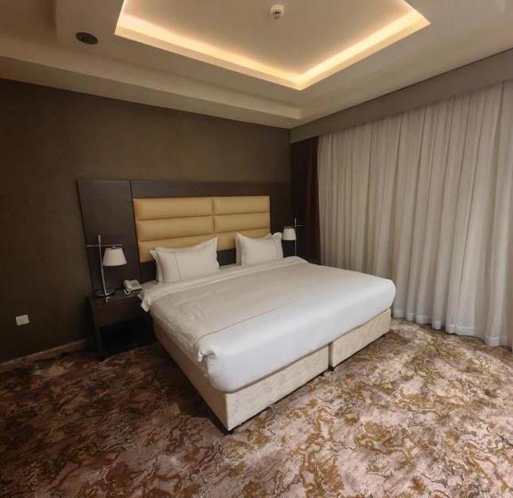 فندق دان البلاتيني