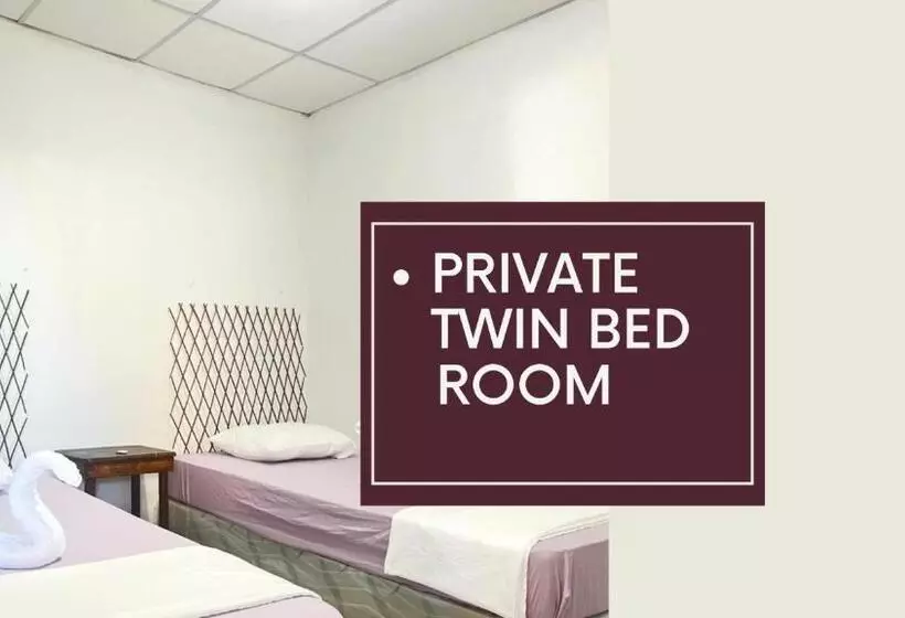 هاستل Hostal Villa Marta