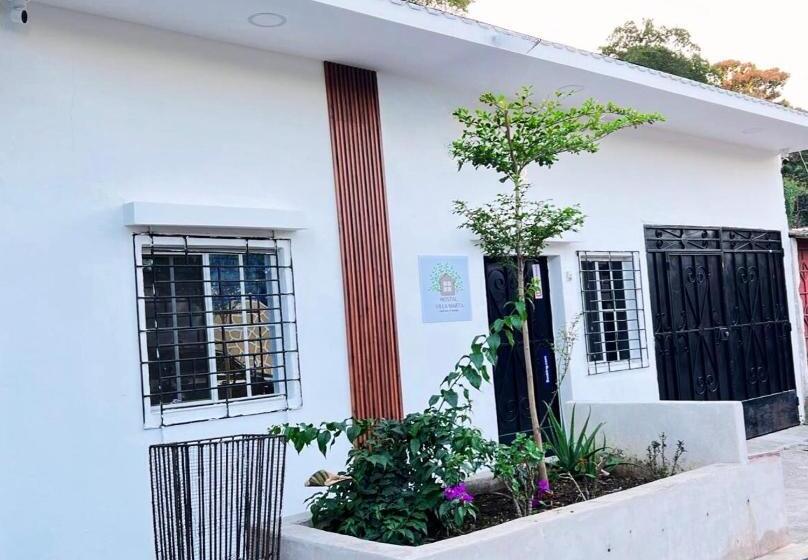 هاستل Hostal Villa Marta