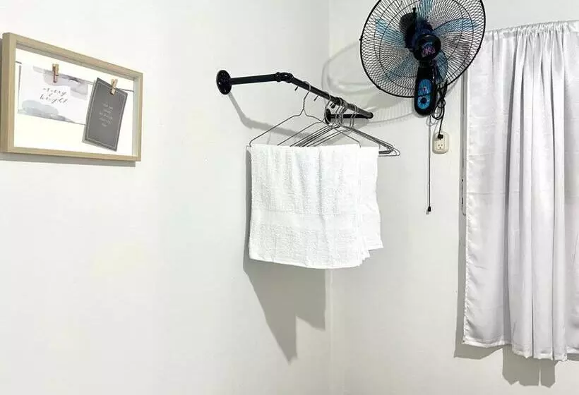 هاستل Hostal Villa Marta