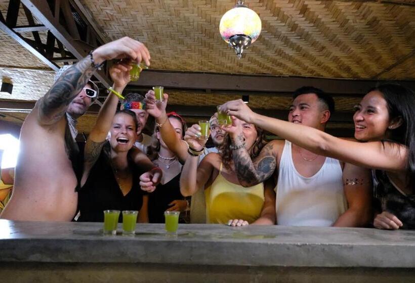 Szálló Mad Monkey Siquijor