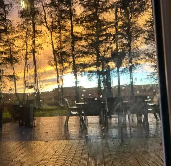 Aamiaismajoitus (B&B) Brownrigg   Half A House & Garden