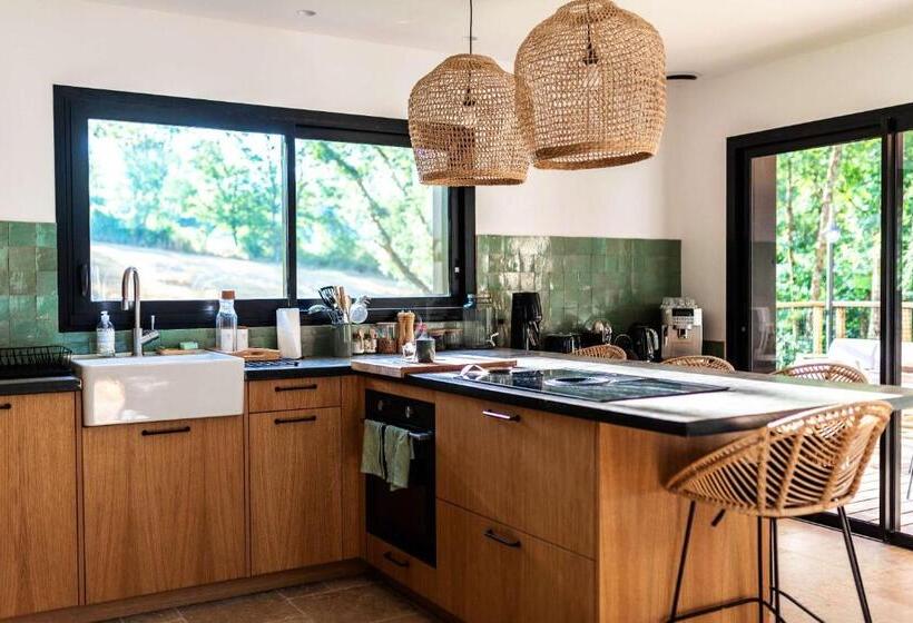 민박 Dans Les Arbres