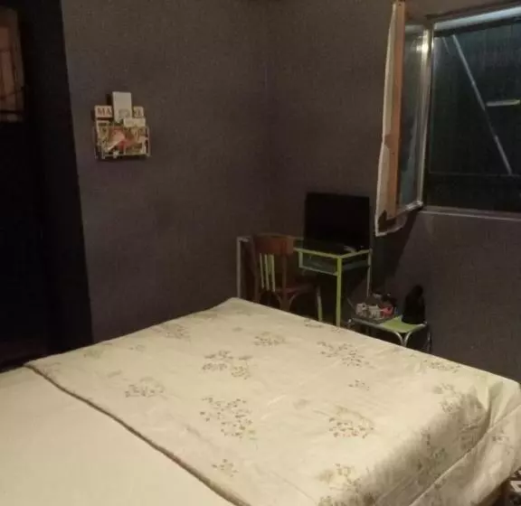 ベッドアンドブレックファースト Le Repaire Des écureuils