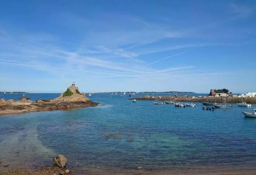 ベッドアンドブレックファースト Les Chambres Du Roc H Hir à Loguivy De La Mer