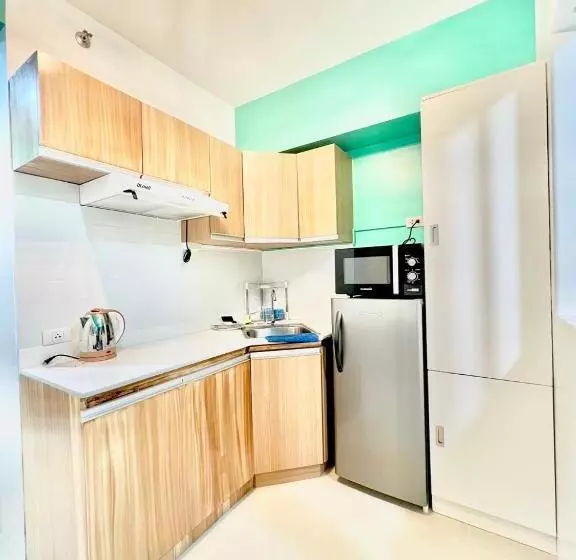 Condo Hotel In Tagaytay Near Popular Tourist Spots