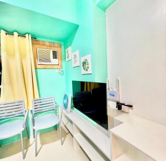 Condo Hotel In Tagaytay Near Popular Tourist Spots