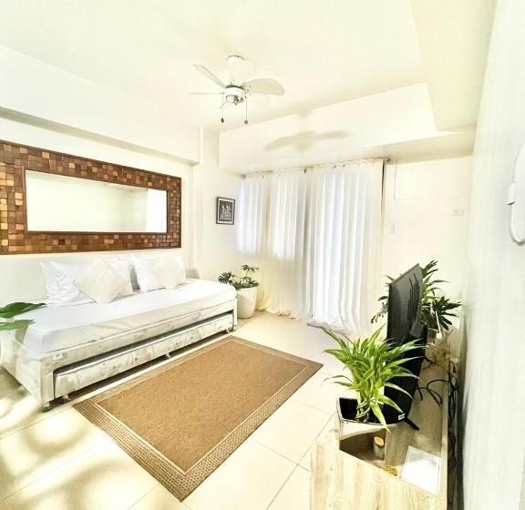 Condo Hotel In Tagaytay Near Popular Tourist Spots