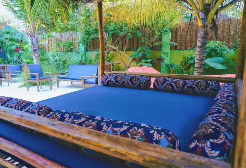 ホテル Bustani Lodge
