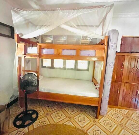 Hotelli Bustani Lodge