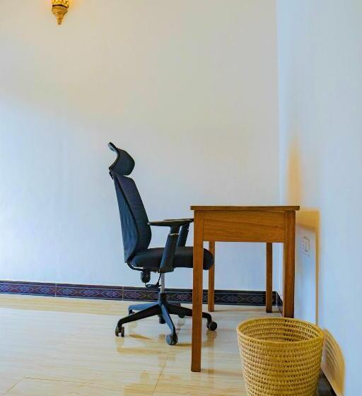 Hotelli Bustani Lodge