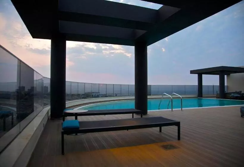 هتل Continental Horizonte