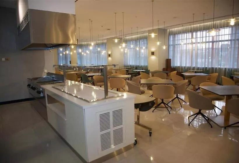 هتل Continental Horizonte