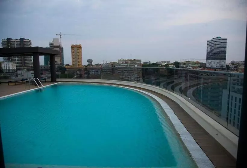 هتل Continental Horizonte